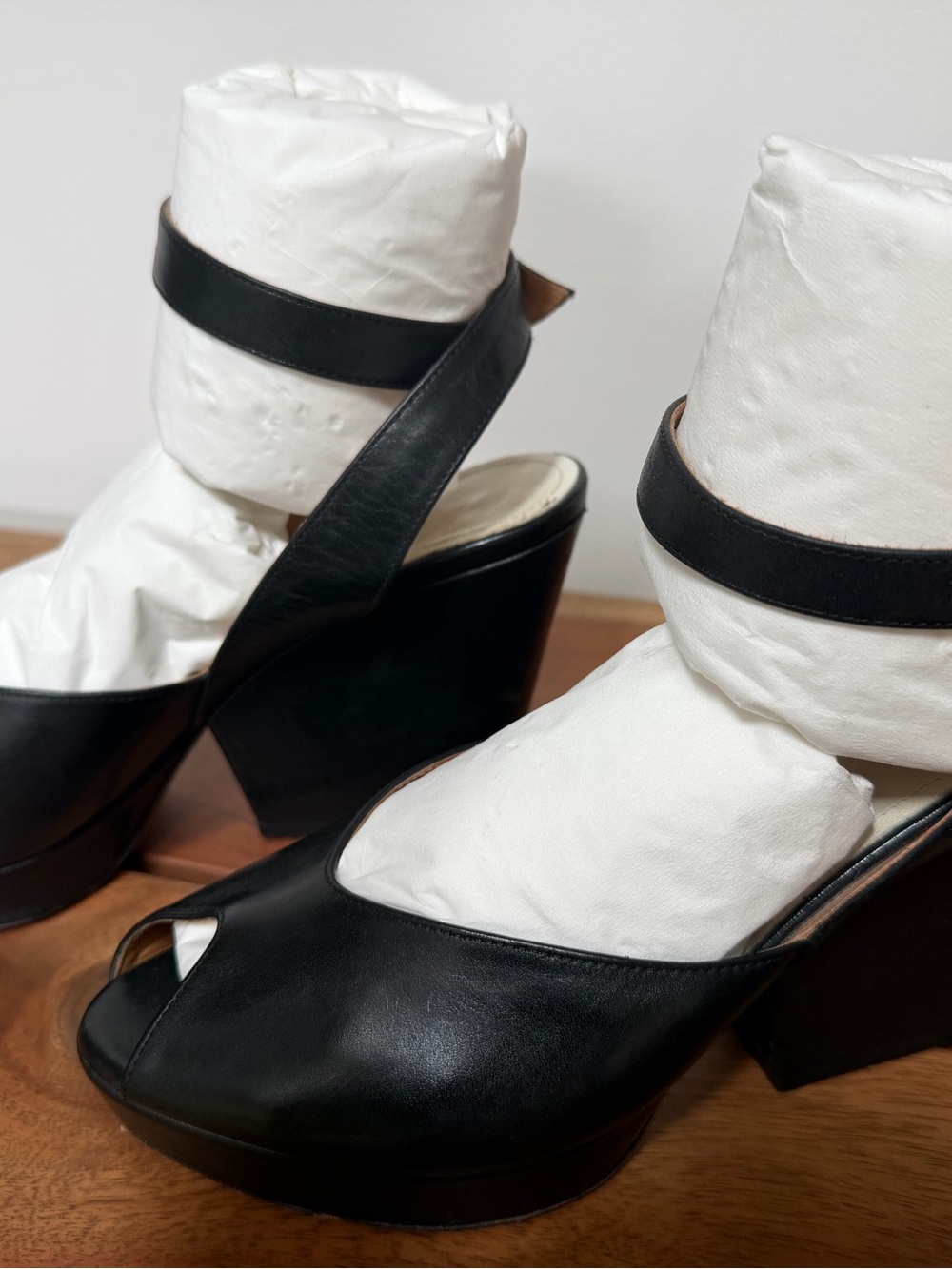 Maison Martin Margiela Black Leather Platform Slingback Heels - Picture 2 of 6